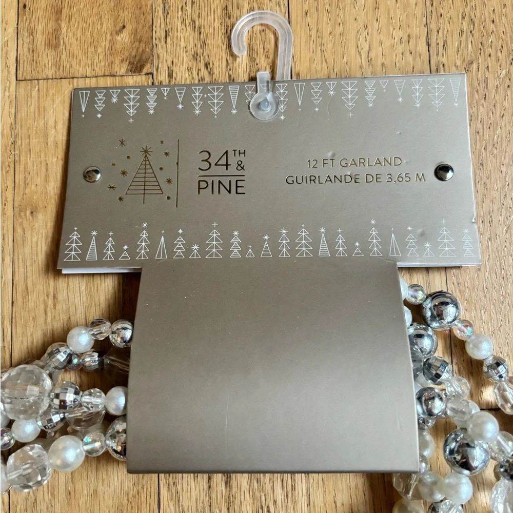 NEW - Multi-Strand Pearl & Crystal 12 FT Garland Table Decor - White & Silver